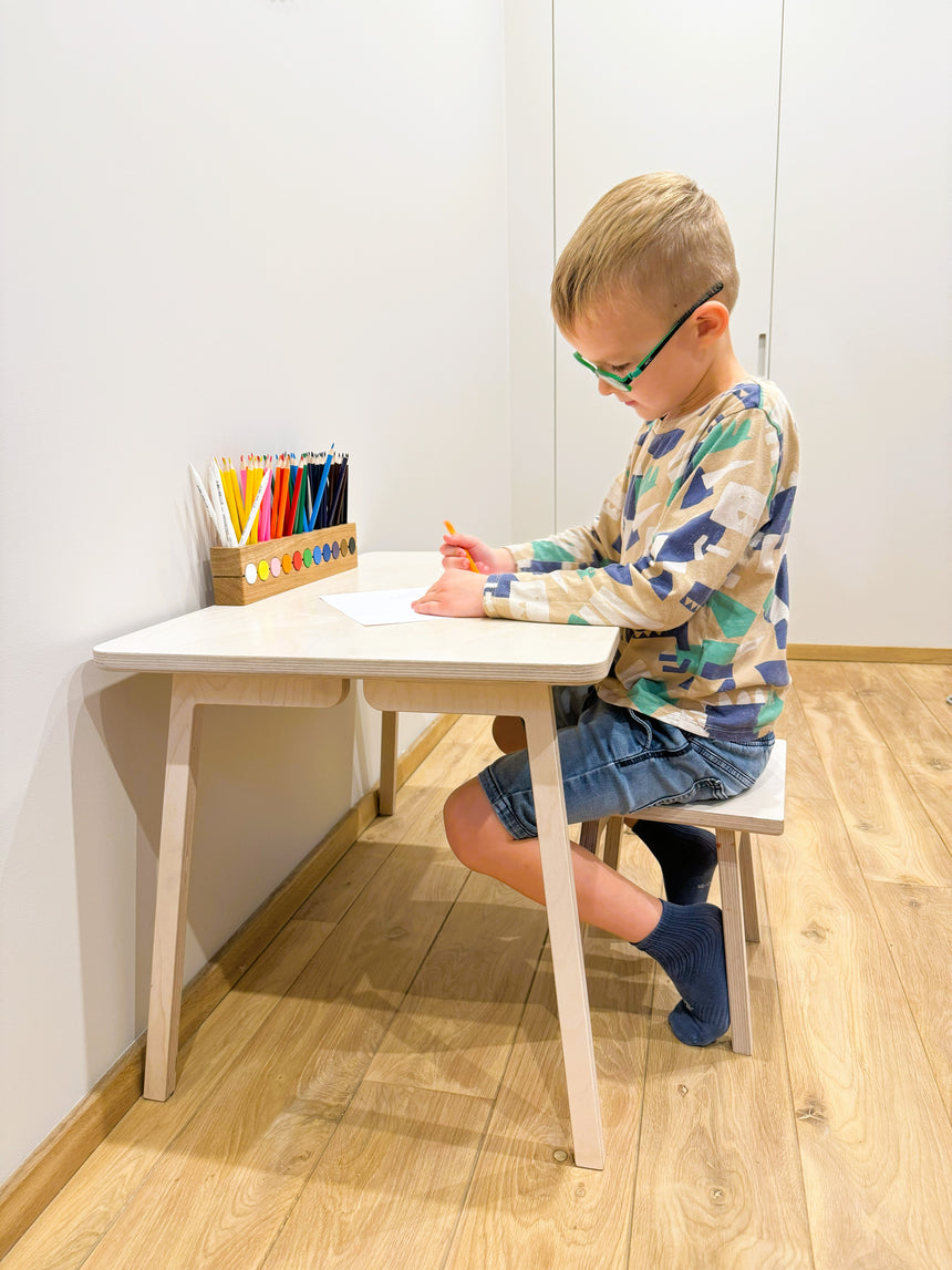 Montessori zīmuļu turētājs